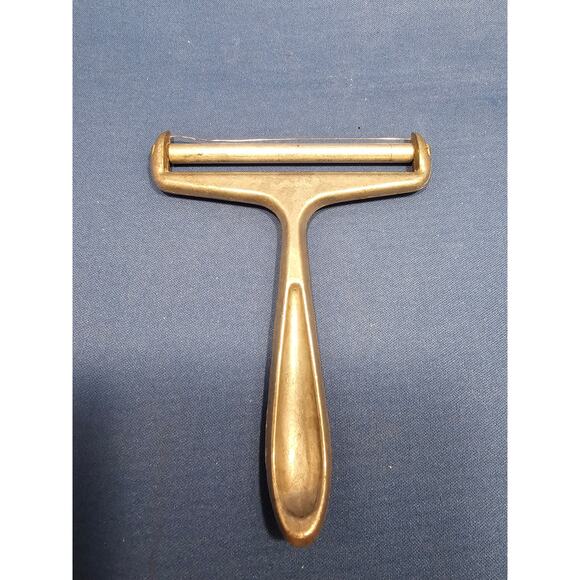 Vintage Aluminum Cheese Slicer - 4" (inches) wide - Made in Japan - Picture 5 of 6